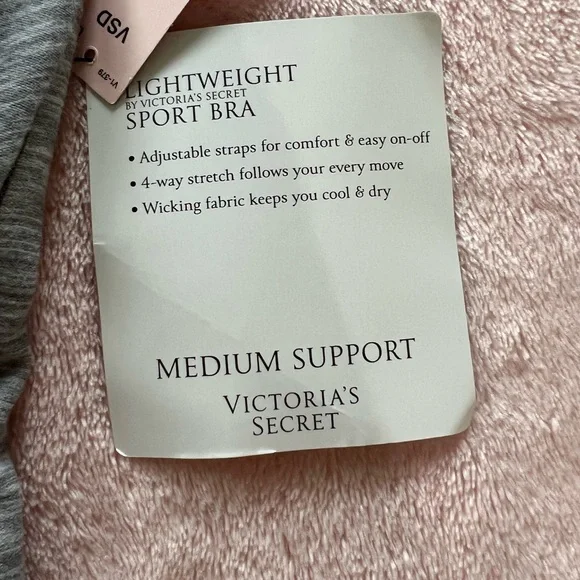 Victoria’s Secret medium support moisture wicking sports bra 34 DD - Picture 3 of 5